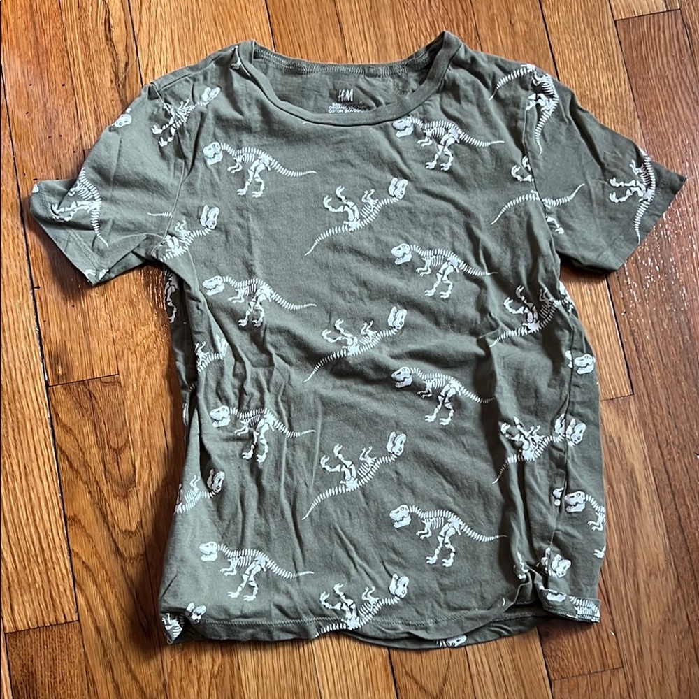 Dinosaur Skeleton Graphic Tee H&M 8-10